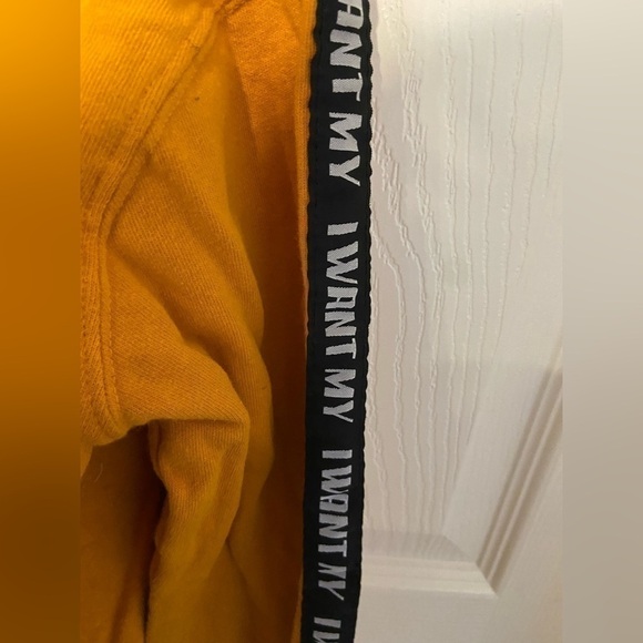 MTV Pullover Sweatshirt 1/4 Zip medium Yellow I want my MTV long Sleeve Ribbon - Picture 4 of 5